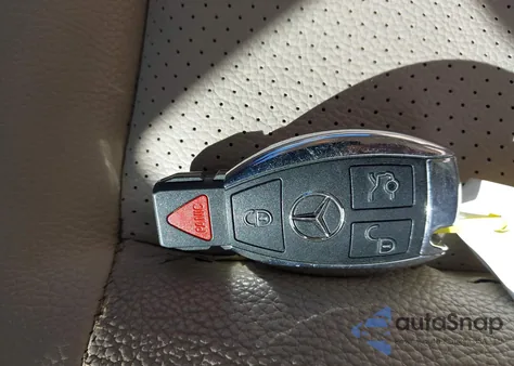 2015 Mercedes-Benz E 350 4Matic из США, поврежденный, VIN WDDHF8JB8FB119451